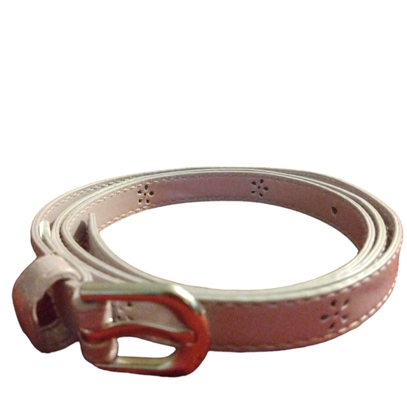 Slim Lavender Flower Petal Punch Out Plus Sz.16 Belt Synth. Leather Barbiecore - Picture 1 of 5